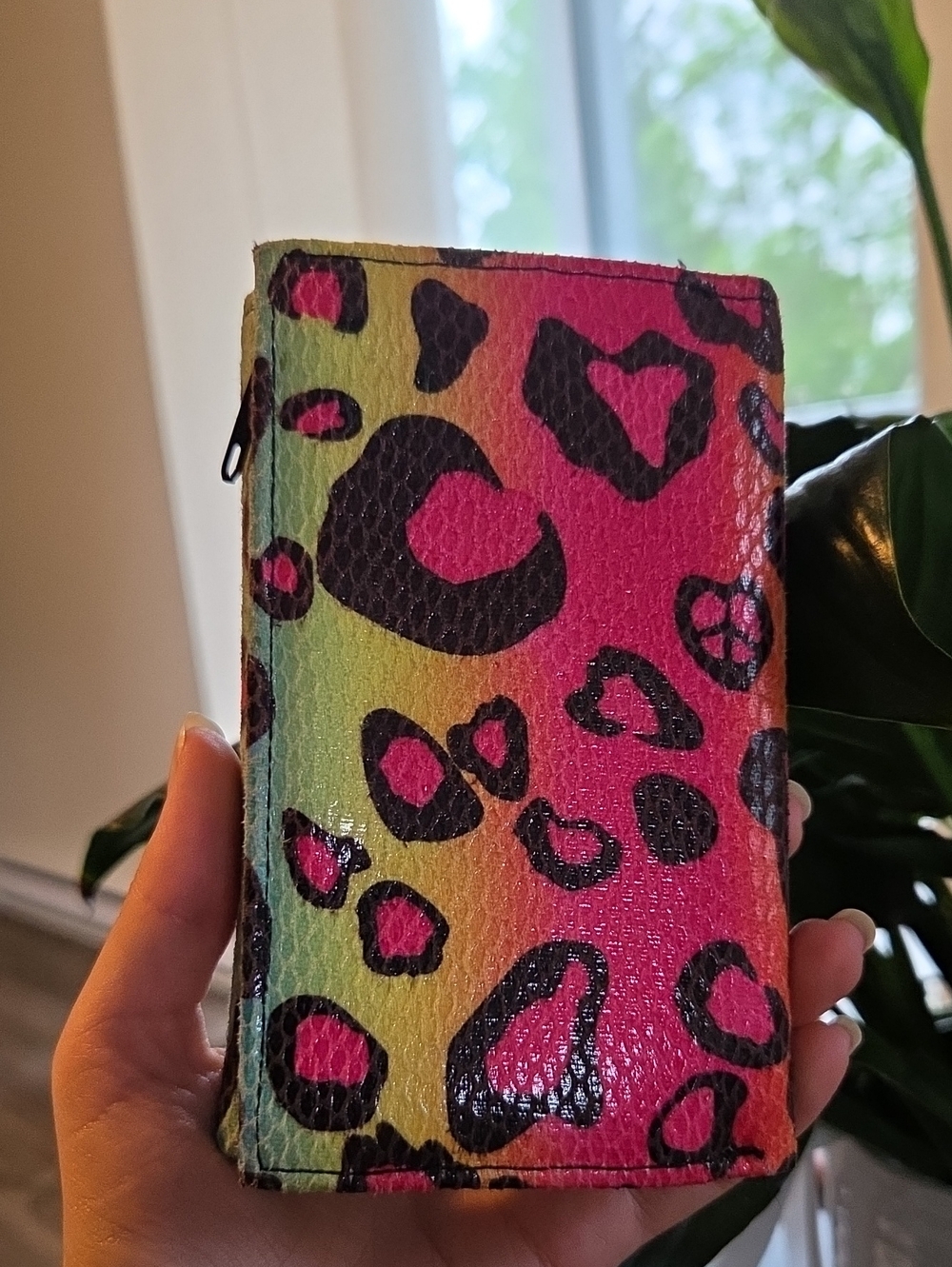 Colorful Leopard Wallet - Picture 4 of 5